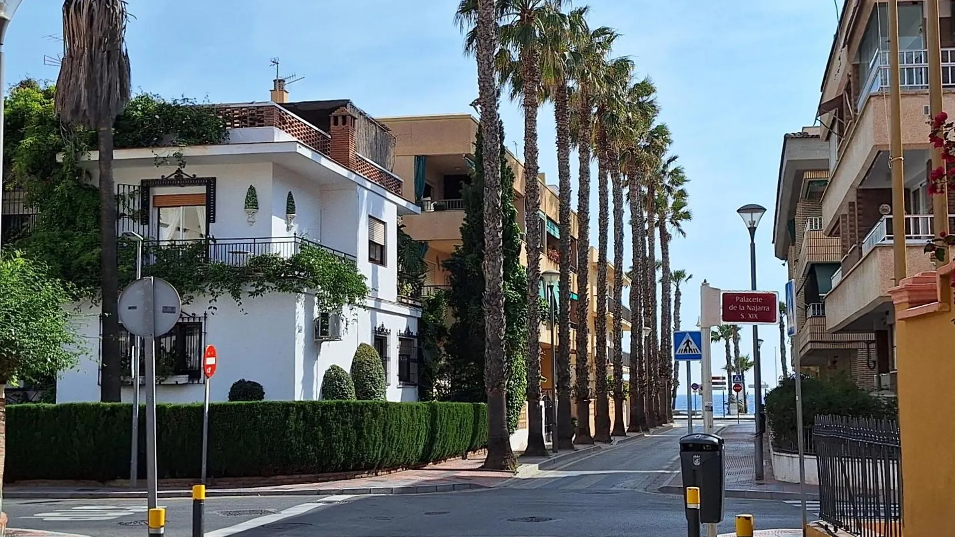 Rosalia Playa San Cristobal Wifi Netflix Apartment Almunecar